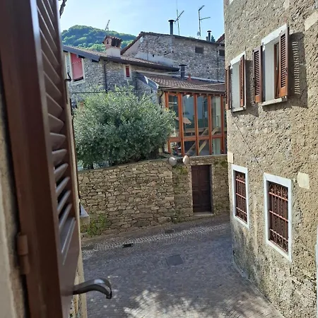 Apartment Casa Delle Rondini Nebbiuno